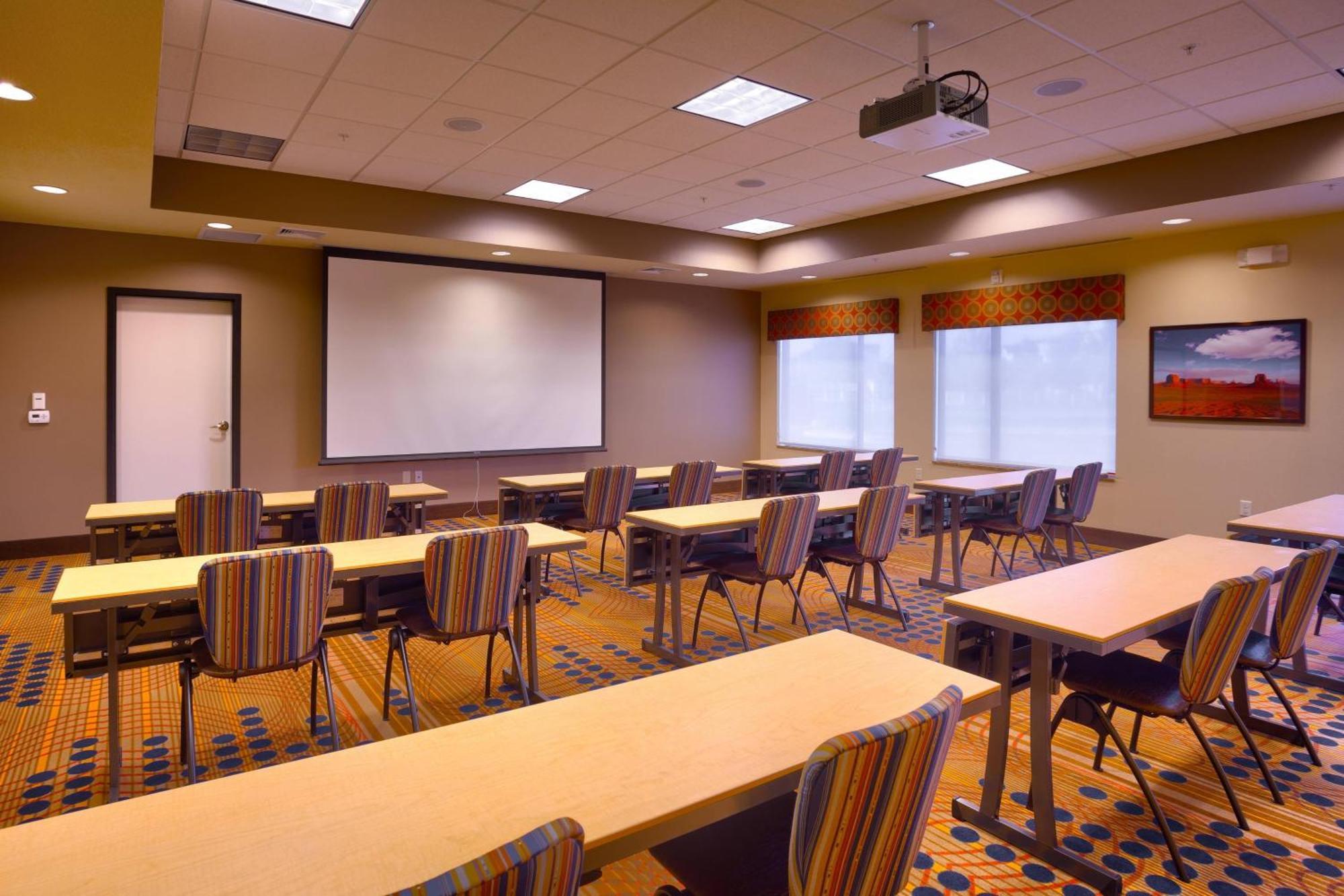 Towneplace By Marriott Salt City-west Valley 3* West Valley City